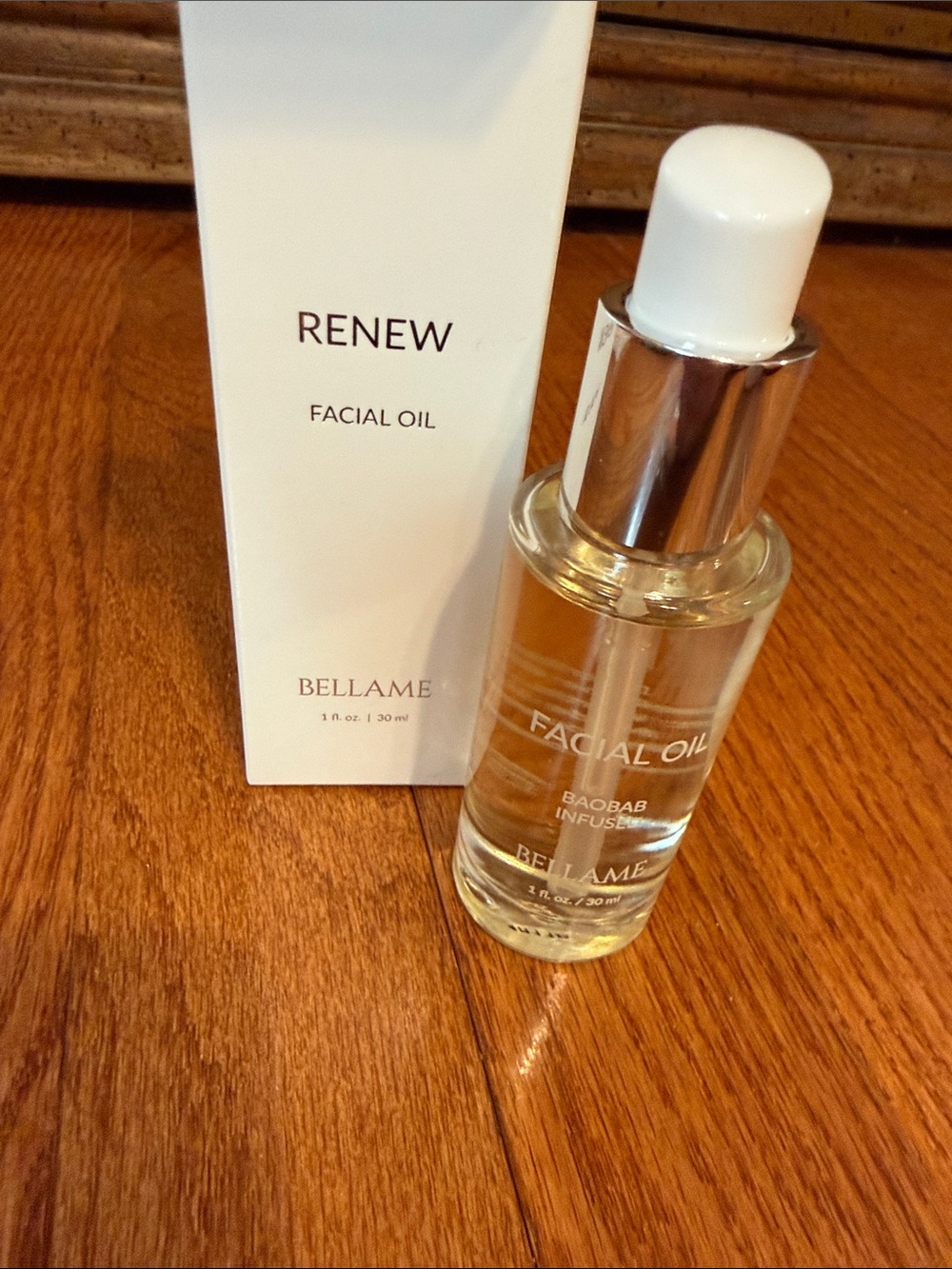 Bellame BNIB- Renew Facial Oil —